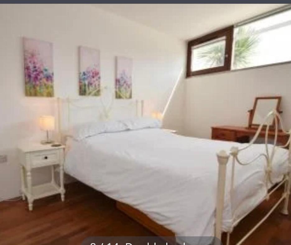 Westward Ho! Beachfront Luxury For 2 Eksteriør billede