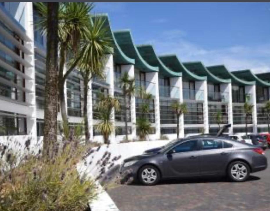 Westward Ho! Beachfront Luxury For 2 Eksteriør billede